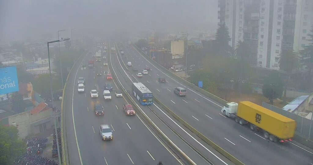 Alerta violeta por niebla en la Ciudad: precaución en la calle y al ...